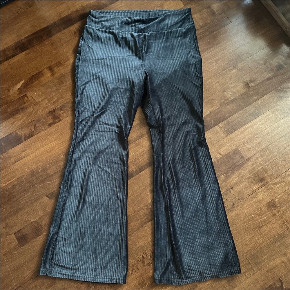 No Boundaries Gray Pull On Flare Pants XXL